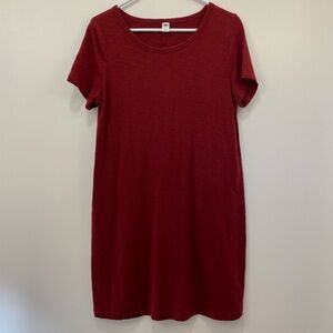 Burgundy / maroon t shirt dress